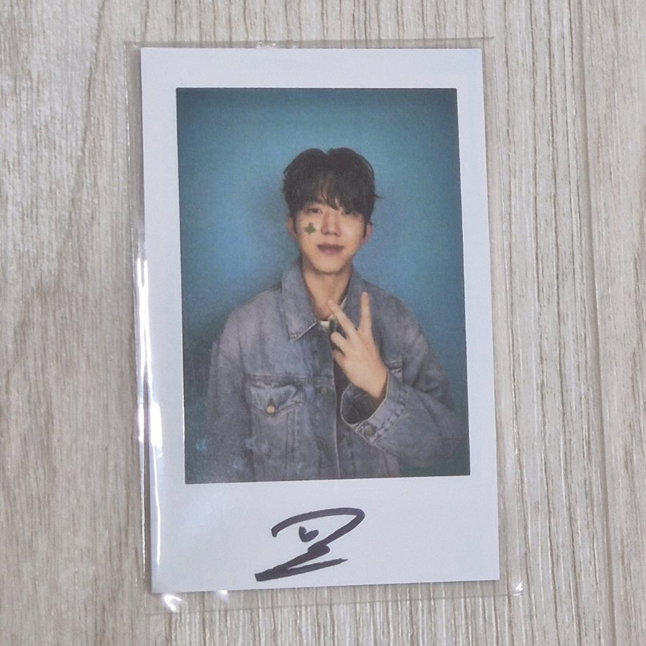 mrsjungchanwoo's tweet photo. KakaoTalk Gift Shop Dowoon instant photocard benefit
DICON DAY6 DICON DAY6
#ONEFINEDAY6 #PERFECTDAY6
(A-type) (B-type) https://t.co/EQlT09pMVZ