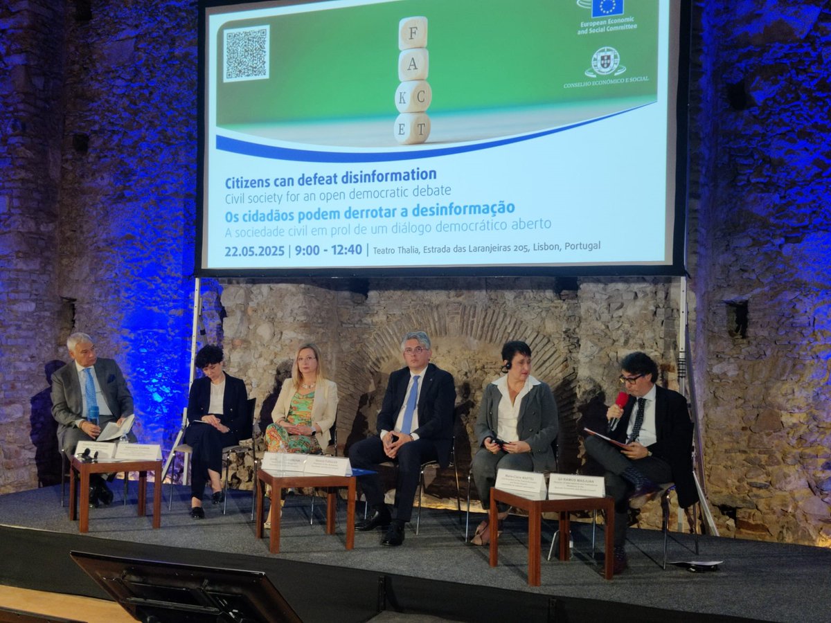 EESC External Relations (@eesc_rex) on Twitter photo 🗣️ <a href="/KatarzynaSzaran/">Katarzyna Szaran</a> Polarization causes damage to our societies. Legislation & political initiative are important but #CivilSociety must be on board!
This is why the The Polish Presidency set up a Resilience Council and is proposing to bring to 🇪🇺 level💪
#EUvsDisinfo 🗣️ <a href="/KatarzynaSzaran/">Katarzyna Szaran</a> Polarization causes damage to our societies. Legislation & political initiative are important but #CivilSociety must be on board!
This is why the The Polish Presidency set up a Resilience Council and is proposing to bring to 🇪🇺 level💪
#EUvsDisinfo