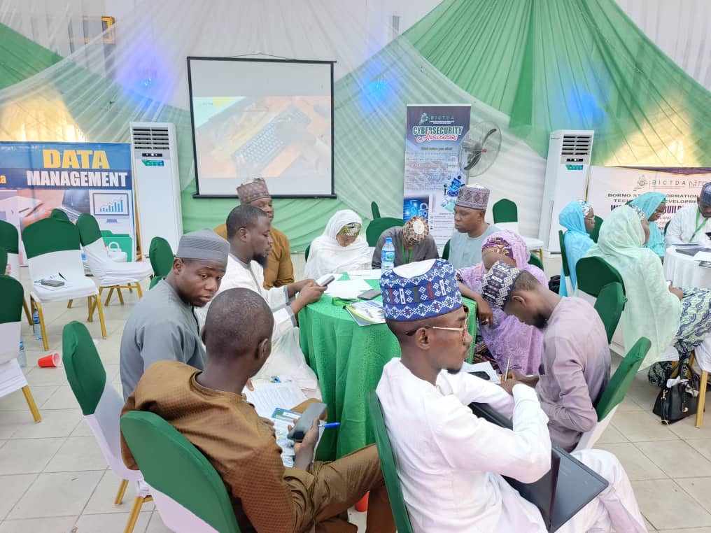 BICTDA_Borno's tweet photo. Participants at the BICTDA ICT Workshop for MDAs are currently engaged in a vibrant plenary session, with group presentations in full swing.
#ICTTraining #CivilServants #BornoState #BICTDA #CIAtech #DigitalTransformation #EGovernance #RegistrationOpen https://t.co/u372pajdTp