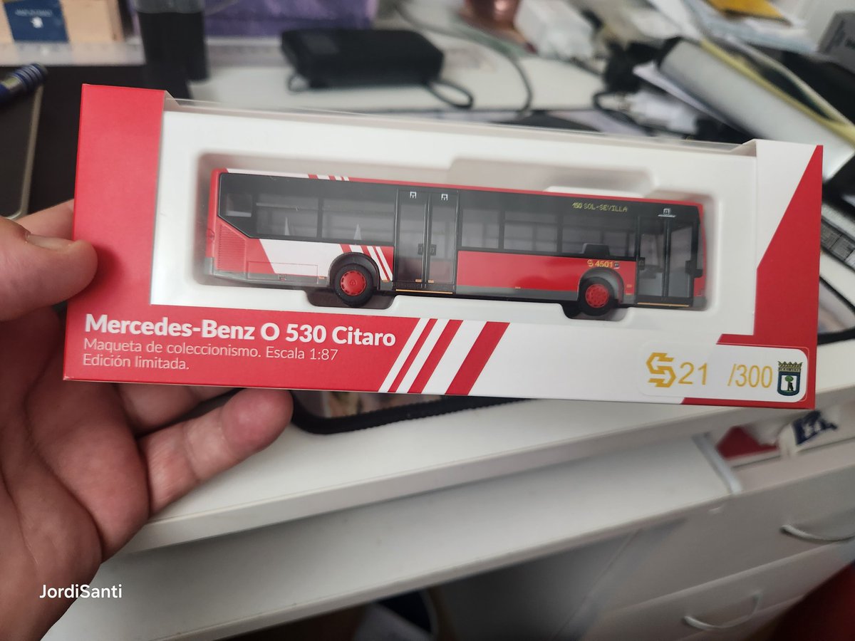 Nova adquisició per la col•lecció,aquest Merche O530 ,un dels primers de pis baix de la <a href="/EMTmadrid/">EMT Madrid</a> . Sempre hi té quelcom a veure en  <a href="/jrtauste/">Josep Ramon Tauste</a> 🤣🤣