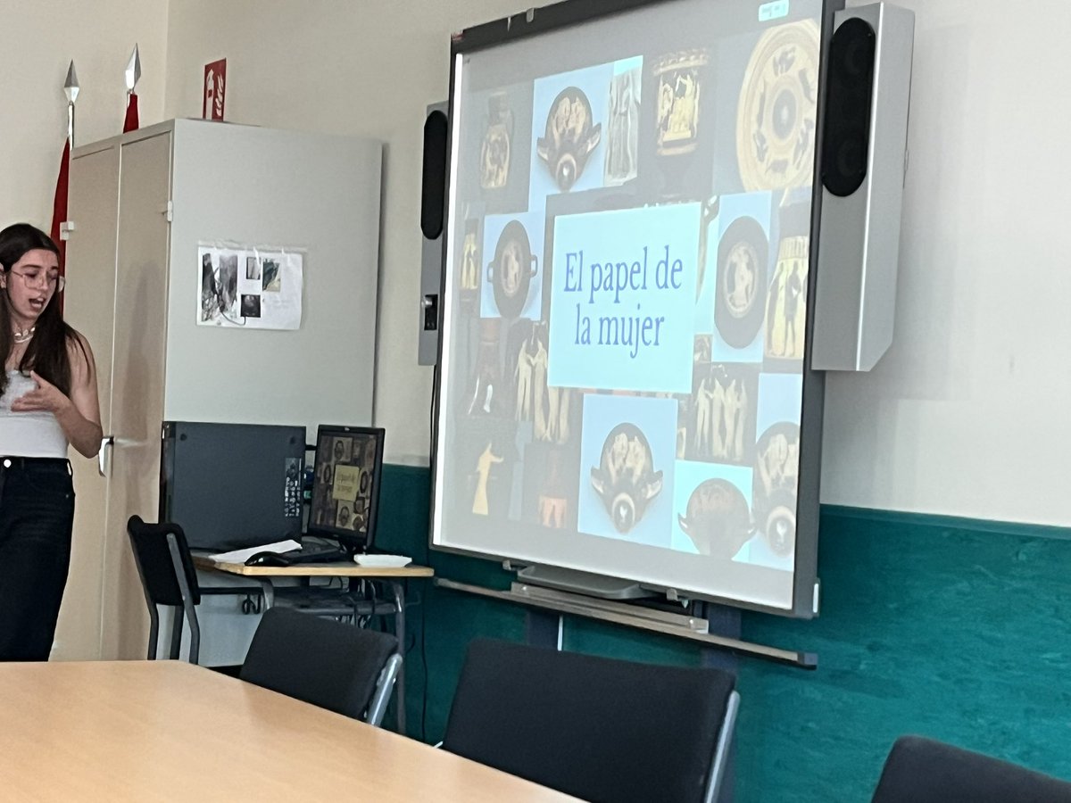 IES NicolásCopérnico tweet media