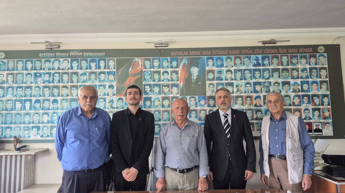Çankaya İlçe Başkanlığımız, İlçe Başkanımız Sn. Hamit Serdar Mermut, İlçe Teşkilat Başkanımız Mehmet Onur Karadayı ve Çankaya İlçe Gençlik Kolları Başkanımız Hakan Çelik ile birlikte Şehit Aileleri Federasyonu'nu ziyaret etti.

Ziyaretimiz sırasında ülkemizin meselelerini ve
