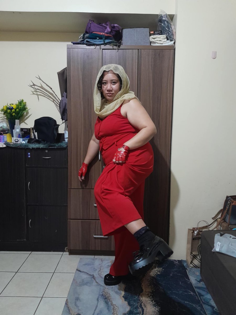 kathalyst_rxn's tweet photo. dress rehearsal ootd for my first ever concert 10 days from now!!! approve ba @SB19Official @SB19_ATINph #SB19SaW 
inspo from #SimulaAtWakas EP all-red wardrobe + #SB19DAM MV golden tree scene 🍎 https://t.co/xx97ywWgej
