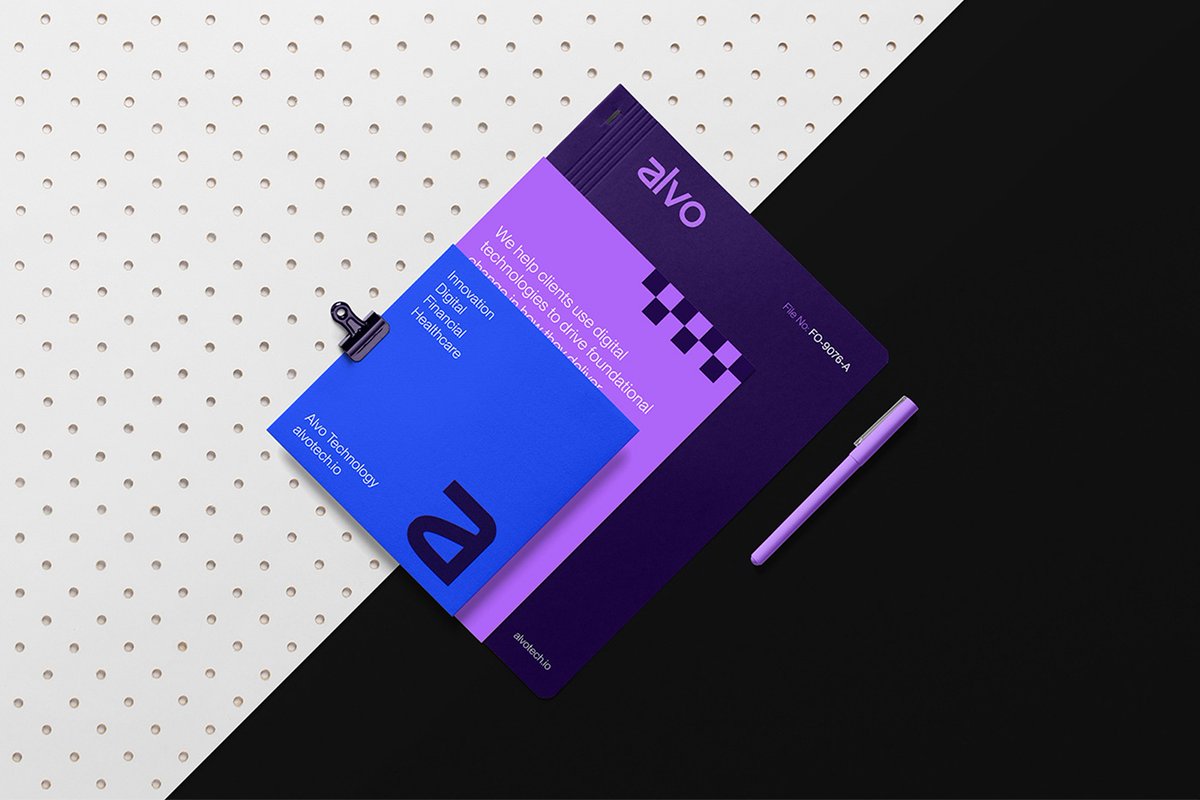 Another example of how you can use our Corporate Stationery #Mockups Pack to present your work. Project design by behance.net/zealstudio
-
Download Mockup at: mrmockup.com/product/corpor…
-
