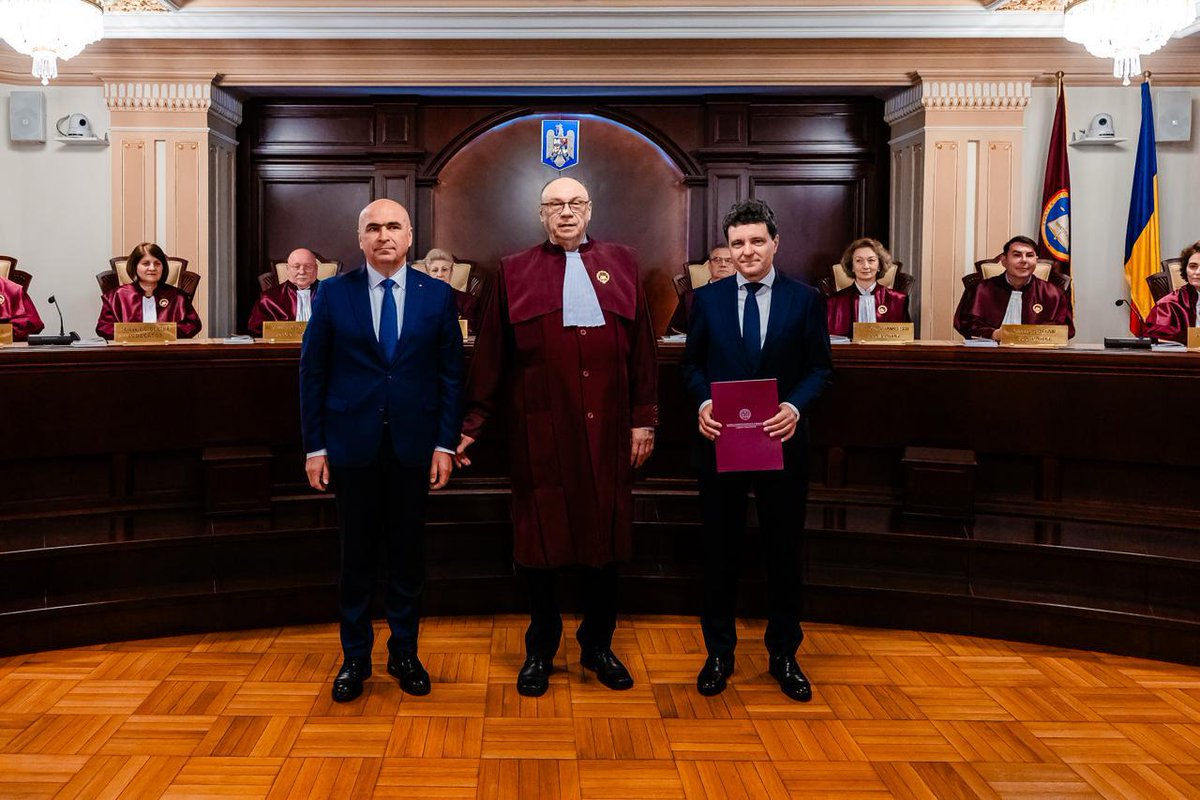 Nicușor Dan tweet media