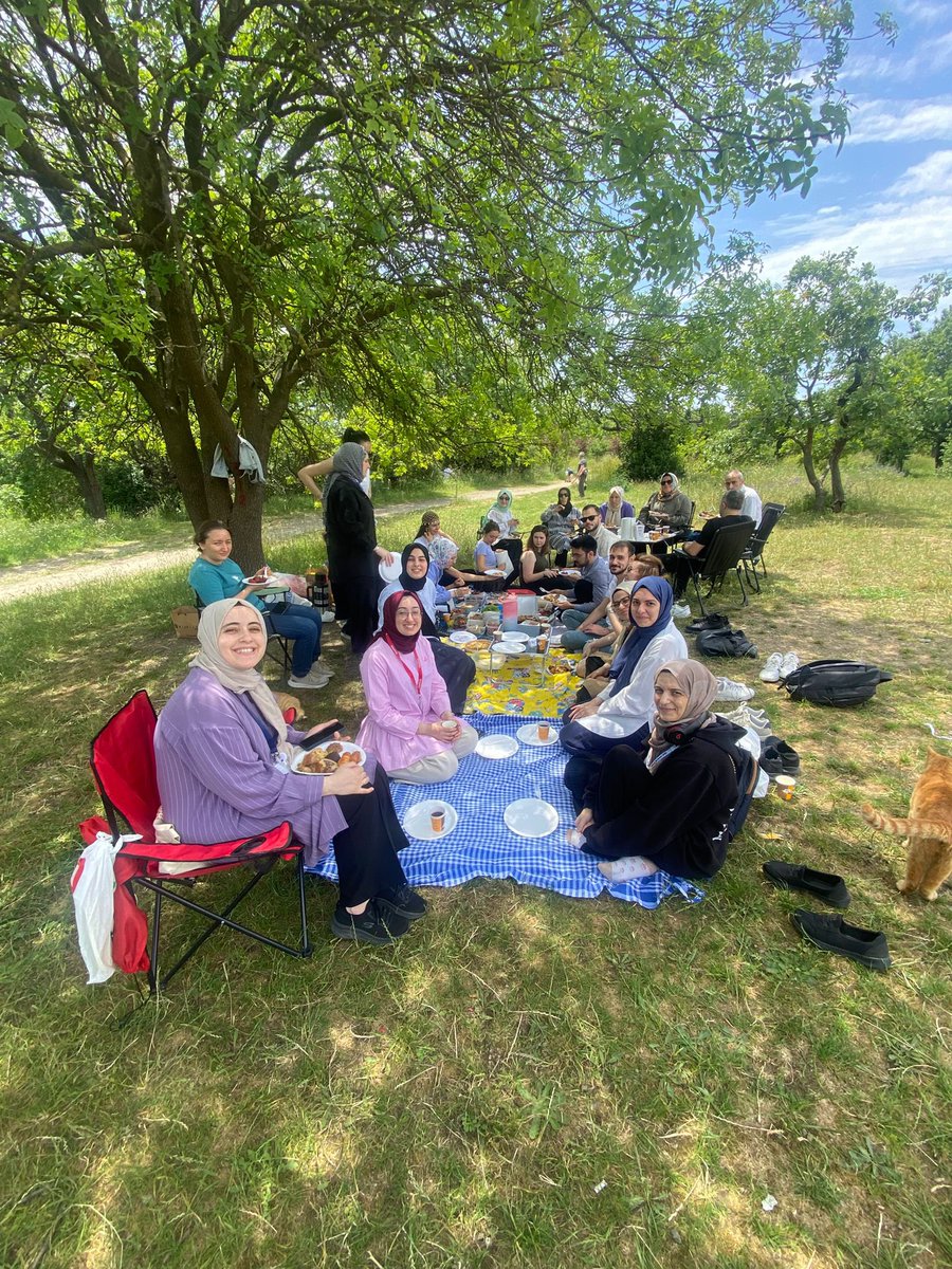 SevdeAltuntas's tweet image. Geleneksel pikniğimizden… #AltuntasLab #AKatıLab ve sevgili dostlarımız @eminecnzk  @byusufoğlu @esturalıemre @msaadettinöztürk  @eguzeltanoğlu