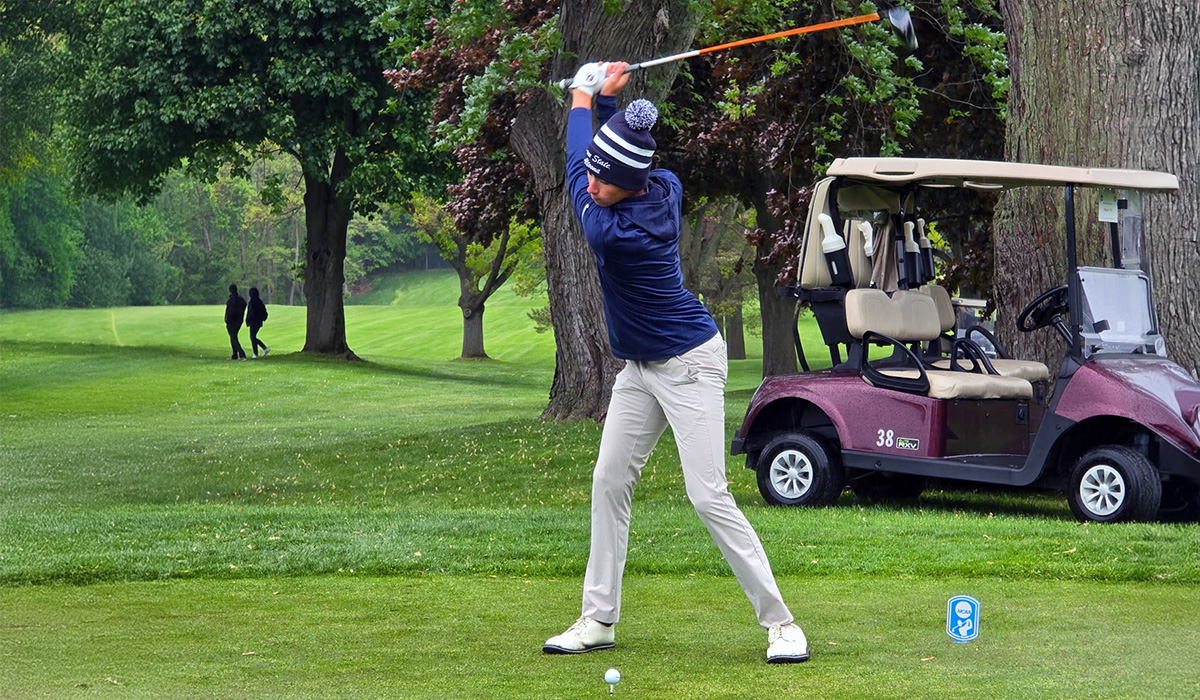Penn State Altoona Men's Golf Ties for 28th at NCAA Tournament
amccsports.org/sports/mgolf/2…