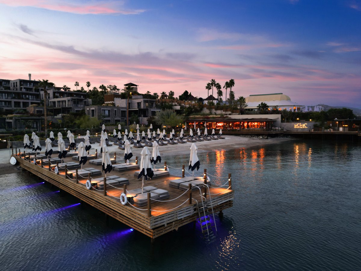As the sun melts into the Aegean horizon, a new kind of luxury awakens. 🌅✨ Welcome to Kaya Palazzo Resort &amp; Residences Le Chic Bodrum!

☎️+90 850 460 52 92
🌎kayapalazzohotels.com
📍 Kaya Palazzo Resort &amp; Residences Le Chic Bodrum
#KayaPalazzoHotels