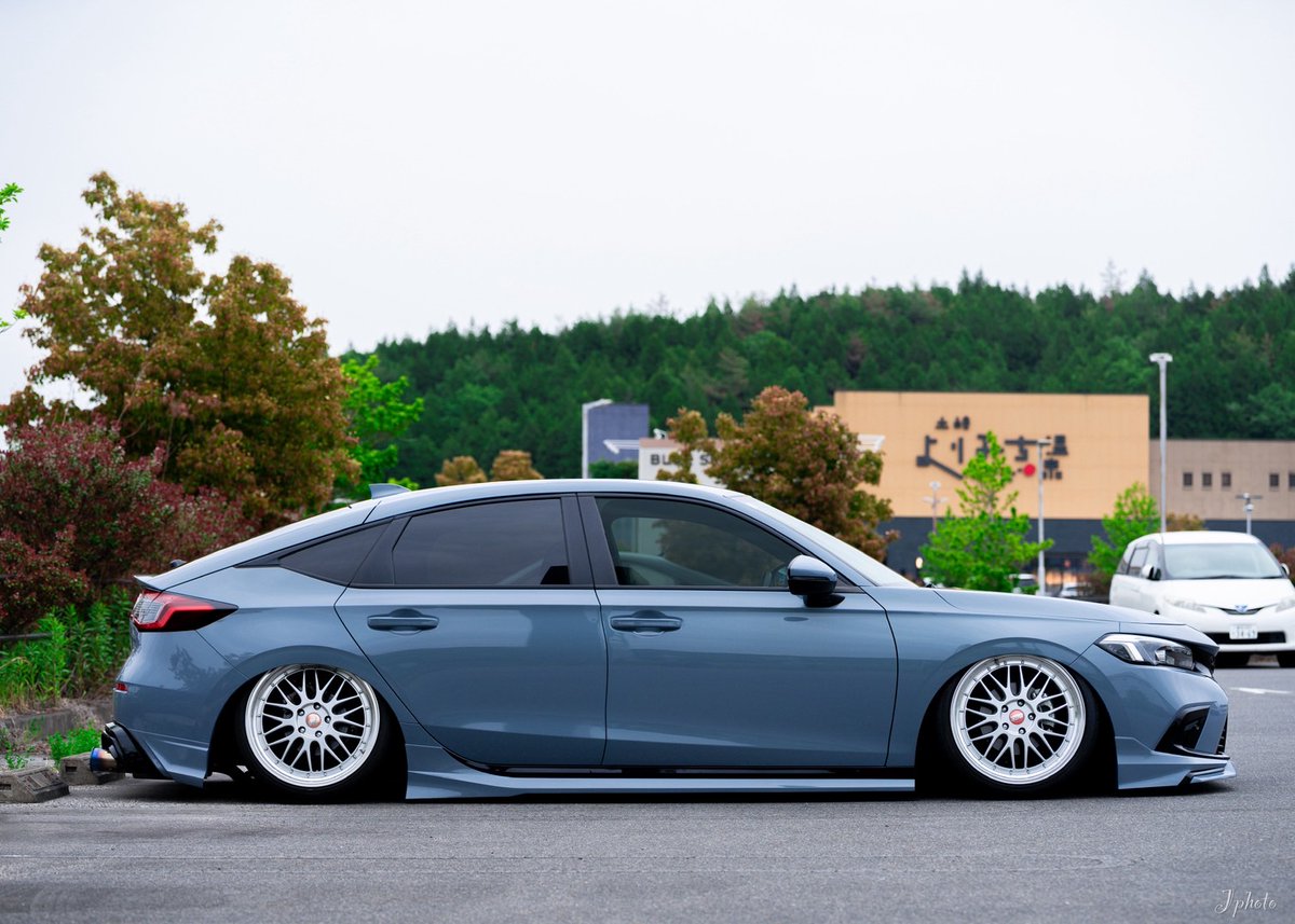 nhp10_priusC's tweet photo. New Style!!

’’CIVIC FL1’’
◉FK用ブリッツ車高調エアサス化
◉コンプレッサーダブル化
◉イデアルマネジメント
◉ナンバーベースレス
◉Yoferリップ サイド
◉樹脂部 艶黒化
◉マフラー (86社外ベース加工)
◉リアディヒューザー現地用加工
etc..
やっと見せれる形になりました！
シビックでもよろ！ https://t.co/Y8CcIjkqKP
