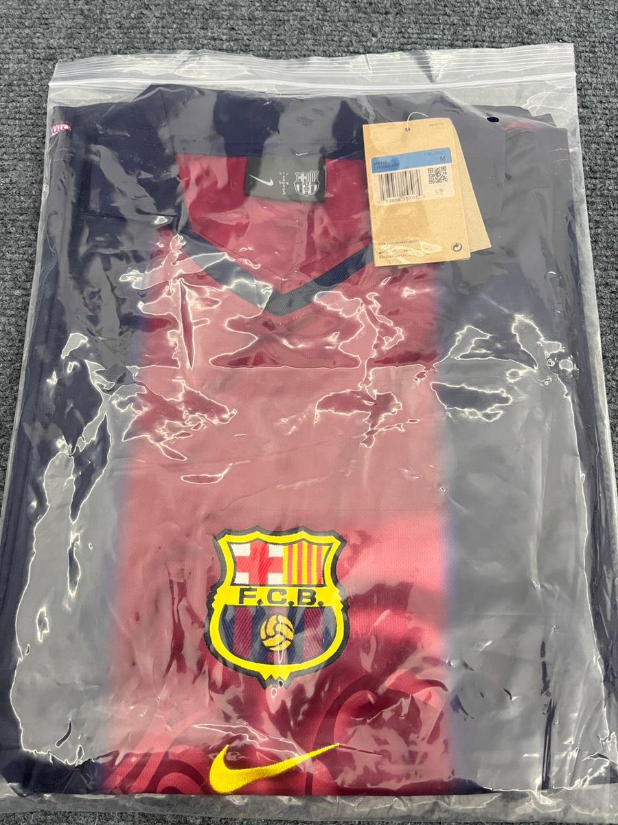 Seguimos enviando pedidos… ✈️✈️✈️✈️✈️

Haz tu pedido, tenemos promociones de fin de temporada, pregunta por tu camiseta favorita sin compromiso aquí: wa.me/34602006883