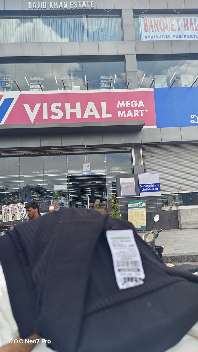 Syed Sadik Ali (@sy_ali_) on Twitter photo Shitty experience with the <a href="/vishalmegamart/">vishalmegamart</a>
They don't even have the stock of carry bags in the Mart of the branch #kurnool & too staff also answered rudely for asking questions about carry bags ..
Some of my friends also expressed with me about the same issue in other branches. Shitty experience with the <a href="/vishalmegamart/">vishalmegamart</a>
They don't even have the stock of carry bags in the Mart of the branch #kurnool & too staff also answered rudely for asking questions about carry bags ..
Some of my friends also expressed with me about the same issue in other branches.