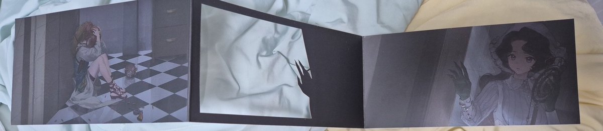 두개있어서 하나 내놓습니다
끼택포 제시받아용
리버스 1999 안조 날라 로페라  그려진 
우울한열대 굿즈카드에요