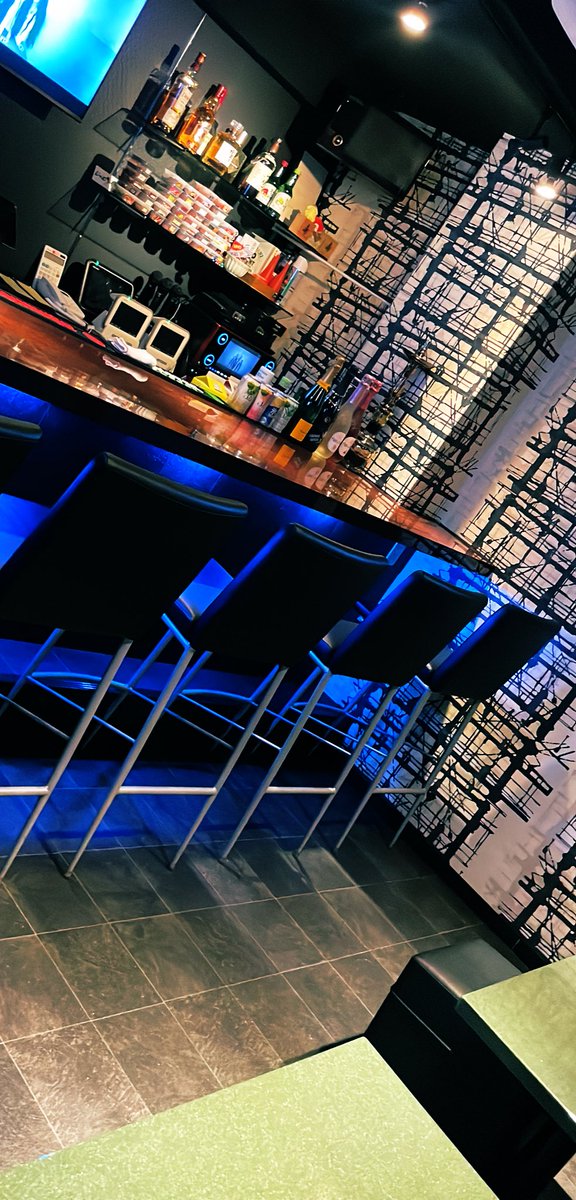 オープンしました‼️

ご来店お待ちしております😁✨

#大阪 #ミナミ #宗右衛門町  #難波 #心斎橋  #道頓堀  #BAR  #二次会  #カラオケ  #飲み放題  #シーシャ  #シーシャバー