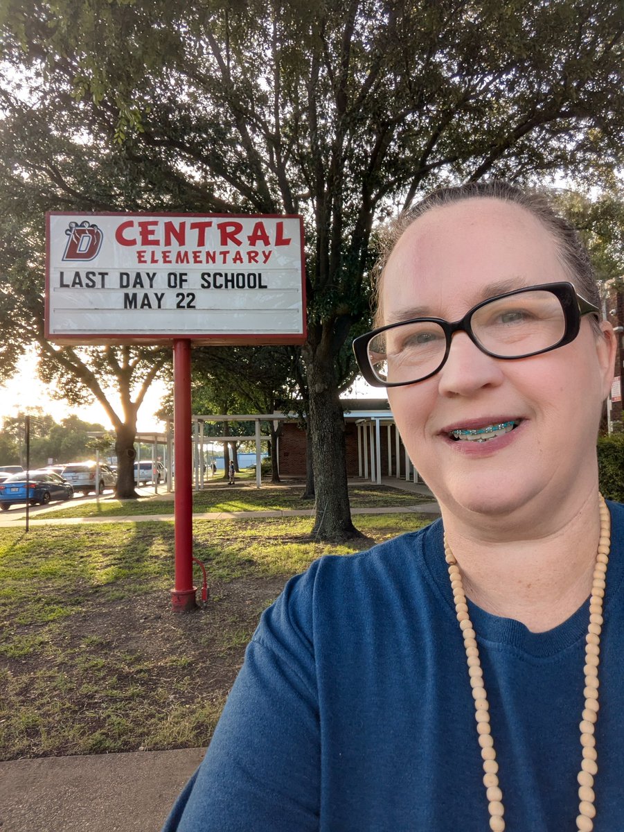 dfteach's tweet image. My school is closing so I'm being moved to another campus. I'll continue to be an inclusion/resource teacher. 

This summer I get to travel to San Diego. #ImpactRetreat

#Selfcare #wishlist
amzn.to/3rLgRd6

amzn.to/3wSaJBW
#specialeducation #Texas #clearthelist