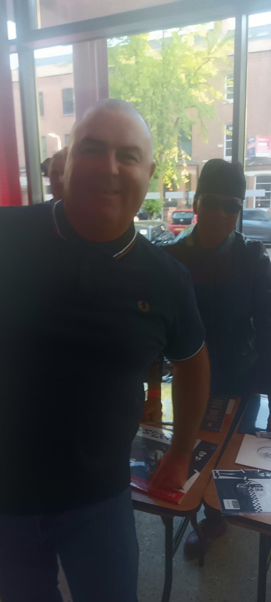 Mac #119๐ (@weeramborossa) on Twitter photo Lovely to meet the Queen of Ska in Belfast last week ๐โซ๏ธโช๏ธโซ๏ธ
<a href="/paulineblackOBE/">Pauline Black OBE DL</a>
<a href="/TheSelecter/">The Selecter(2-Tone)</a> Lovely to meet the Queen of Ska in Belfast last week ๐โซ๏ธโช๏ธโซ๏ธ
<a href="/paulineblackOBE/">Pauline Black OBE DL</a>
<a href="/TheSelecter/">The Selecter(2-Tone)</a>
