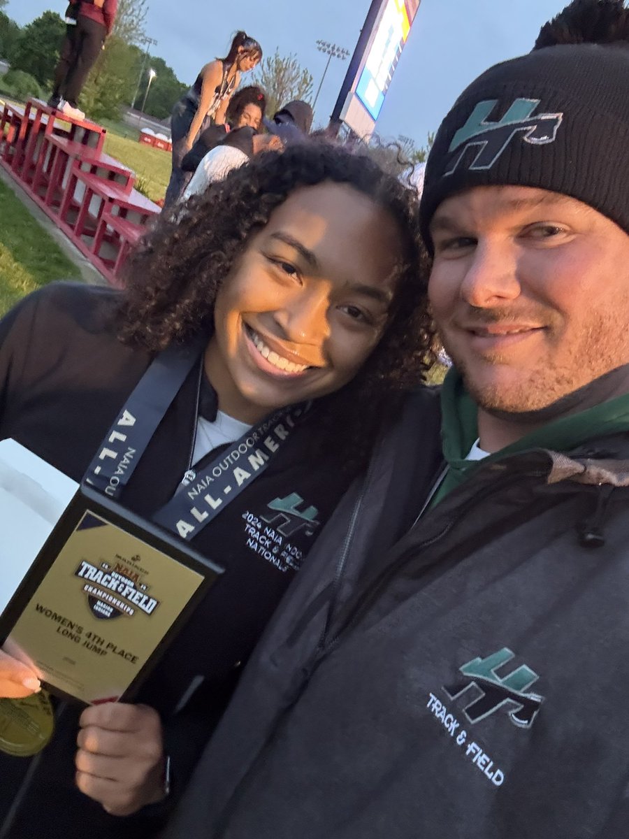 Austin Roark (@jumpscoachroark) on Twitter photo Seeded 2nd to LAST going into the championships.
Don’t count her out. 19th place to 5th place going into the finals.
Last jump, 7th place to 4th place. What a way to end an incredible track and field career for <a href="/EricaXayarath/">Erica Xayarath</a>.
7x NAIA All-American
1x NAIA National Champ Seeded 2nd to LAST going into the championships.
Don’t count her out. 19th place to 5th place going into the finals.
Last jump, 7th place to 4th place. What a way to end an incredible track and field career for <a href="/EricaXayarath/">Erica Xayarath</a>.
7x NAIA All-American
1x NAIA National Champ