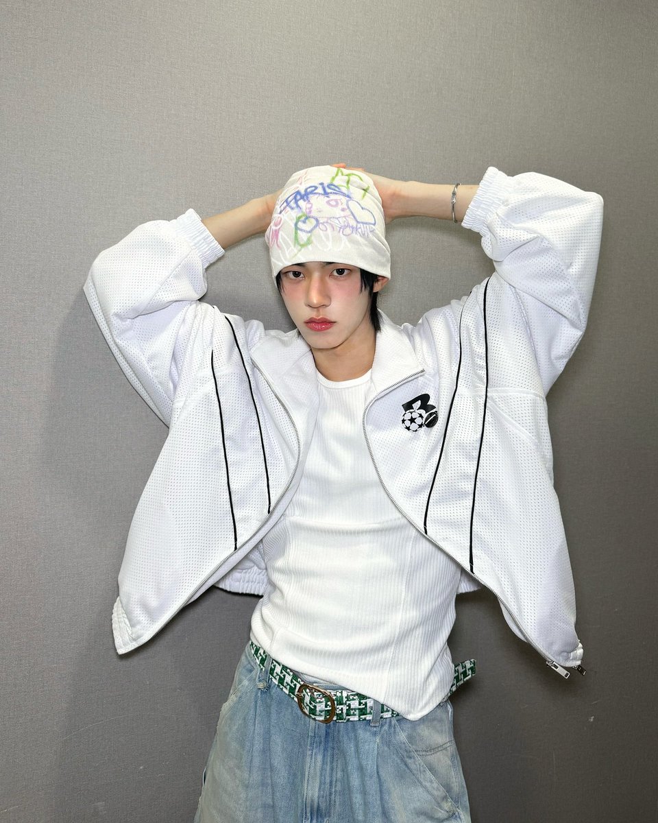 DOHOONPOST's tweet photo. DOHOON IG UPDATE https://t.co/xErBHg3roZ