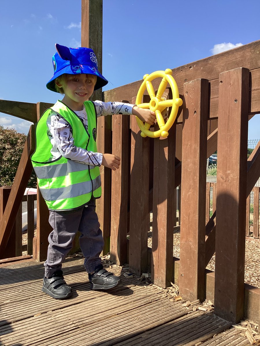 Fradley Park Primary & Nursery School tweet media