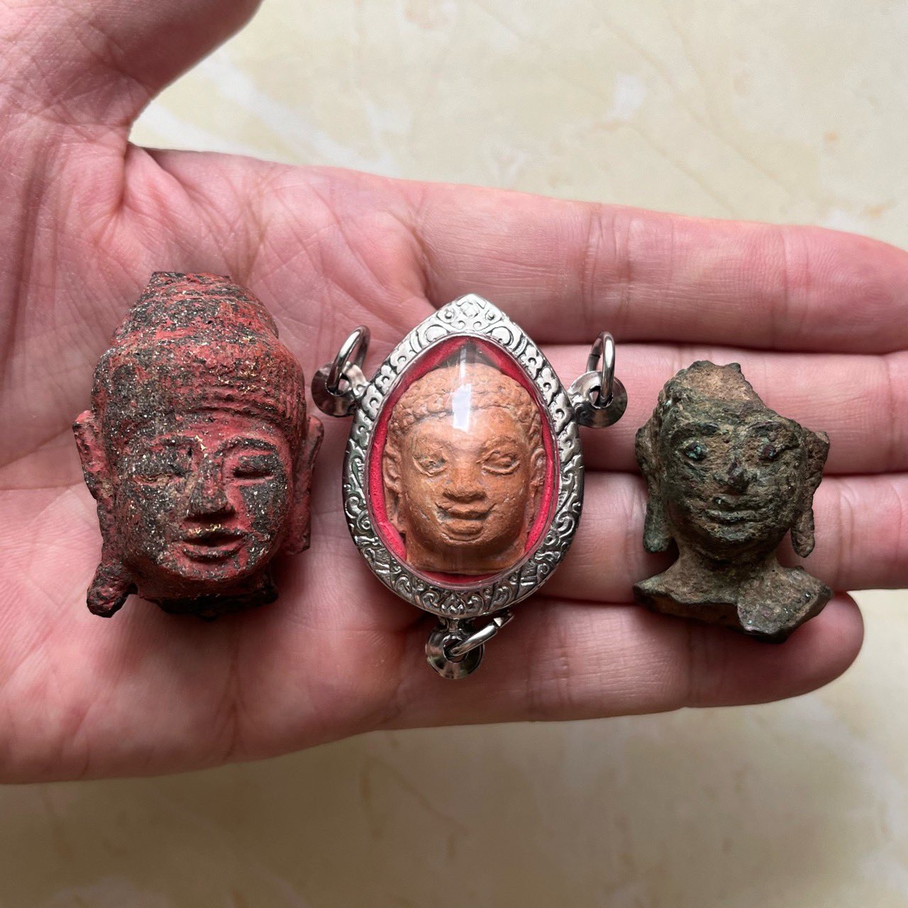 東南asianantique仏像　タイ骨董アンティーク　救い癒し① 東南asianantique仏像 タイ骨董アンティーク 救い癒し① - メルカリ