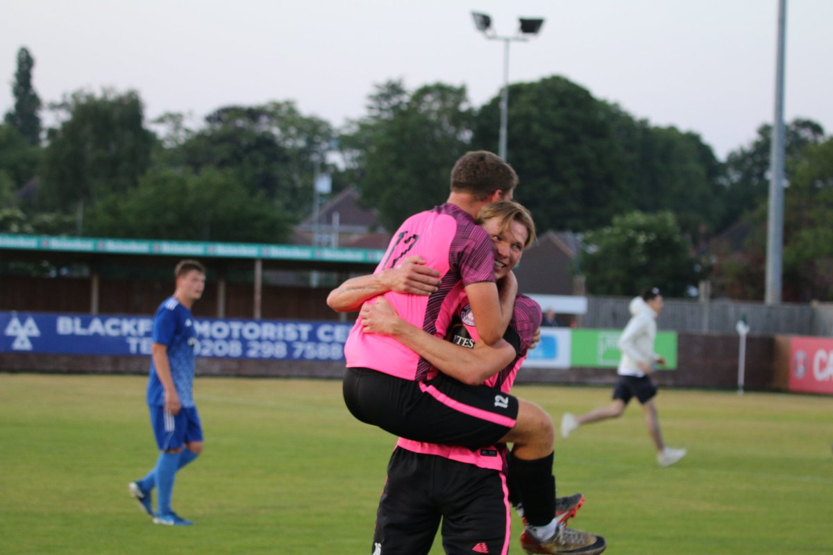Lynn Cullingham (@lynncullingham) on Twitter photo A truly incredible evening for the <a href="/FleetFlamingos/">Fleet Flamingos Football Club</a> Dewar Shield winners in their 1st Year!! Fly high boys and enjoy the moment! <a href="/WESFA_Football/">W.E.S.F.A.</a> A truly incredible evening for the <a href="/FleetFlamingos/">Fleet Flamingos Football Club</a> Dewar Shield winners in their 1st Year!! Fly high boys and enjoy the moment! <a href="/WESFA_Football/">W.E.S.F.A.</a>