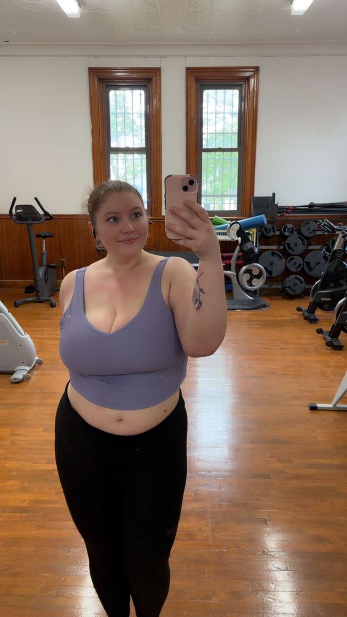 princessbfly650's tweet photo. Do you like my gym fit? 
Snap: starx650

#snapchat #snapchatleak #onlyfans #nsfw #cnc https://t.co/Wwu4FN5oT8