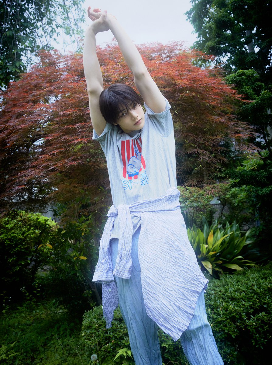 MAPS (@maps_japan) on Twitter photo MAPS 2025 SUMMER ISSUE with I.N
๋ฐค์ด ๋์ด๋ ์ฑ๊ทธ๋ฌ์์ด ์์กดํ๋ ์ฌ๋ฆ.
์์ด์๊ณผ ํจ๊ป.
Photography by Park Jawook
Directed by Ryu Doyeon
Produced by Oh Minji, SO OTA
Styling Kwon Hyemi
Hair Doyoon
Make-up Jun Jiwon
Model I.N of Stray Kids <a href="/Stray_Kids/">Stray Kids</a>
#MAPS #MAPSMAGAZINE MAPS 2025 SUMMER ISSUE with I.N
๋ฐค์ด ๋์ด๋ ์ฑ๊ทธ๋ฌ์์ด ์์กดํ๋ ์ฌ๋ฆ.
์์ด์๊ณผ ํจ๊ป.
Photography by Park Jawook
Directed by Ryu Doyeon
Produced by Oh Minji, SO OTA
Styling Kwon Hyemi
Hair Doyoon
Make-up Jun Jiwon
Model I.N of Stray Kids <a href="/Stray_Kids/">Stray Kids</a>
#MAPS #MAPSMAGAZINE