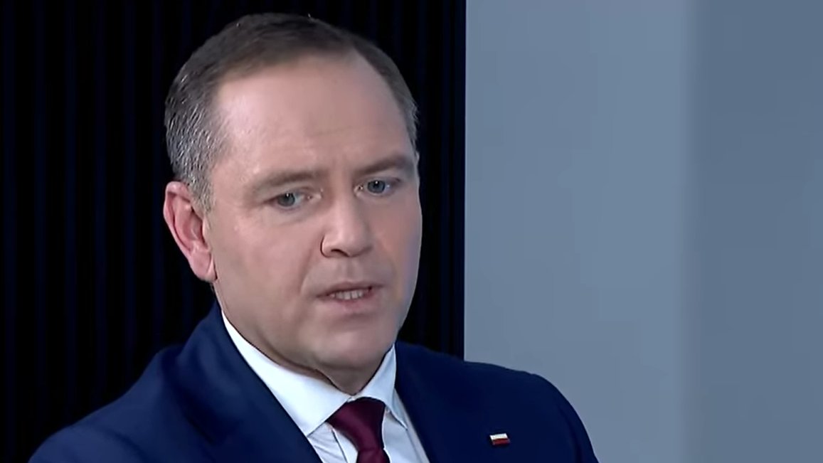 RadioWnet (@radiownet) on Twitter photo 🗣️„Nie zgodzę się na przeniesienie kolejnych kompetencji państwa polskiego do UE. Wszystkie tendencje federalistyczne we wspólnocie są niebezpieczne dla suwerenności Polski” - Karol Nawrocki, kandydat na prezydenta popierany przez PiS <a href="/NawrockiKn/">Karol Nawrocki</a> <a href="/SlawomirMentzen/">Sławomir Mentzen</a> ⬇️ 🗣️„Nie zgodzę się na przeniesienie kolejnych kompetencji państwa polskiego do UE. Wszystkie tendencje federalistyczne we wspólnocie są niebezpieczne dla suwerenności Polski” - Karol Nawrocki, kandydat na prezydenta popierany przez PiS <a href="/NawrockiKn/">Karol Nawrocki</a> <a href="/SlawomirMentzen/">Sławomir Mentzen</a> ⬇️