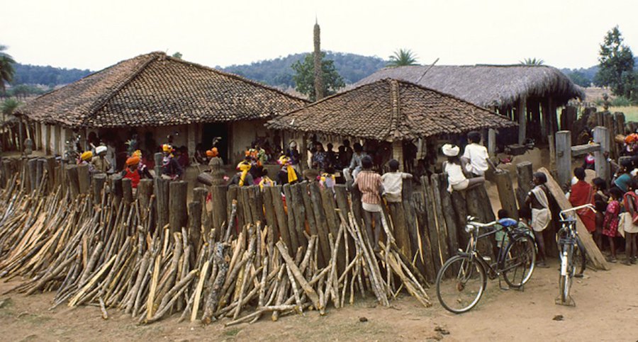 Considering the historical caste-based energy access disparities unique to the Indian context, how equitable have recent improvements been? Using panel data, <a href="/setupel/">Setu Pelz</a>, <a href="/namratarc/">Namrata Chindarkar</a>, @jurpelai apply a linear regression model in this study: papers.ssrn.com/sol3/papers.cf…