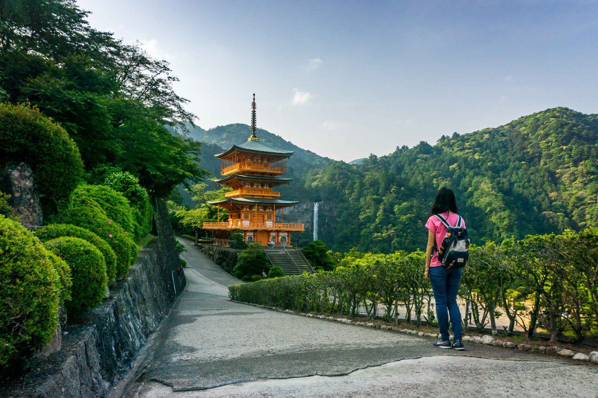 Cascadas Japón tweet media