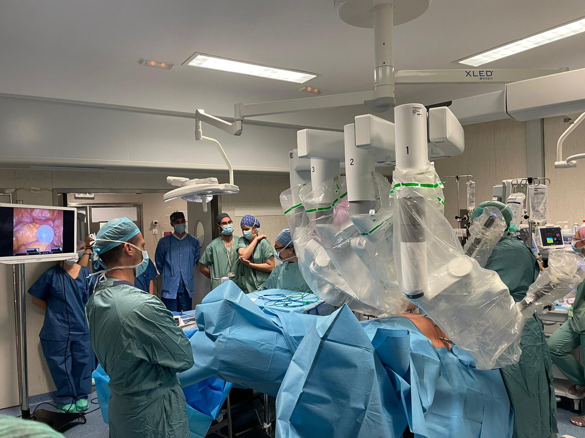 Hosp. Germans Trias tweet media