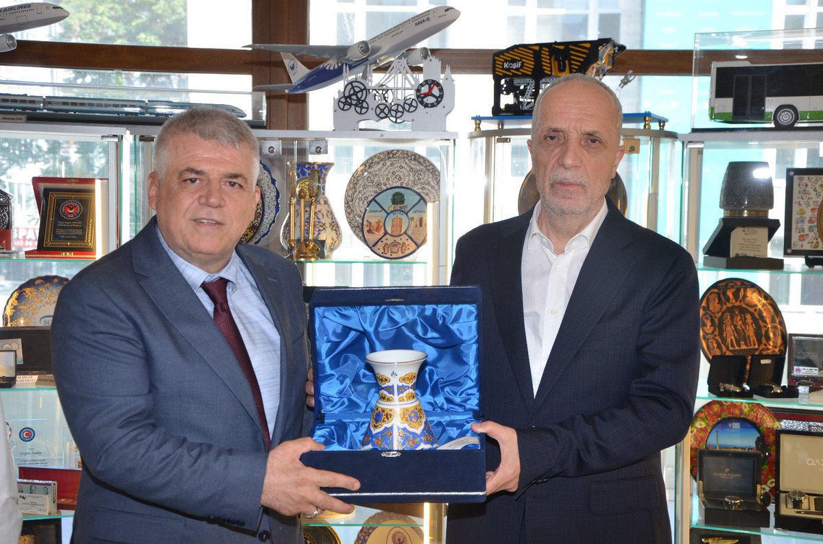 Türk Devletleri Sendikalar Teşkilatı Birliği’nin 1. Olağan Genel Kurulu’nda yeniden Genel Başkanlığa seçilen, TÜRK-İŞ Genel Başkanımız, şehrimizin kıymetli ismi Ergün Atalay ağabeyimizi yürekten tebrik ediyorum.