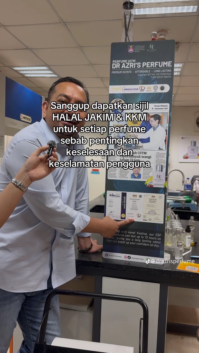 iweenshares's tweet photo. Not bad eh review perfume dia ni.

Dah berpuluh ribu sold pulak tu. Ramai yang blindbuy pun puas hati je🙌🏻

Support produk uitm sini😆
https://t.co/sXX3cLPHR1

https://t.co/EVRnBhNQUI https://t.co/UebJtxm3ns
