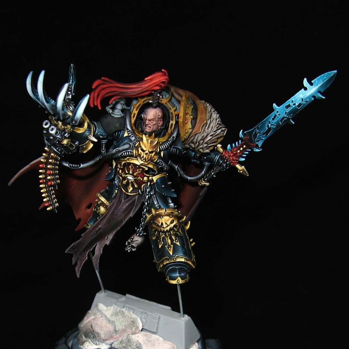 kpminis's tweet image. More progress with Abaddon the Despoiler: the model is starting to take shape now. How do you like it so far?
.
#paintingwarhammer #warhammercommunity