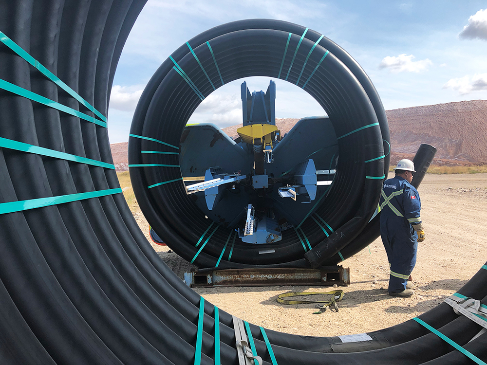 UConOnline's tweet image. To update the brine transfer line at its Rocanville potash production facility in Saskatchewan, Canada, Nutrien, a Canadian fertilizer company, selected a steel-reinforced, high-density polyethylene (#HDPE) pipe.

ow.ly/zXoK50VWp2e