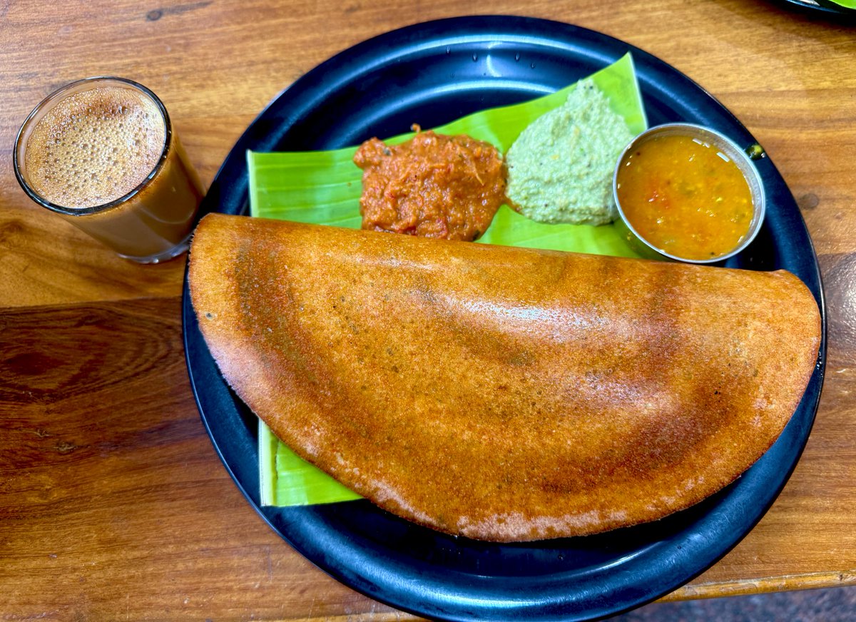 Geeky_Foodie's tweet image. Perfection! 

#DosaIsBae #Kaapiness #TeamCoffee