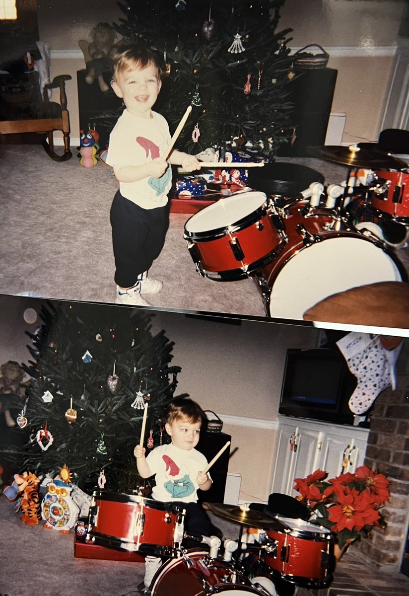 caasihale's tweet image. I wish I could tell 3 year old me

There’s one band that’s gonna shape who you are for the rest of your life

and in 25 years you’re gonna open for them