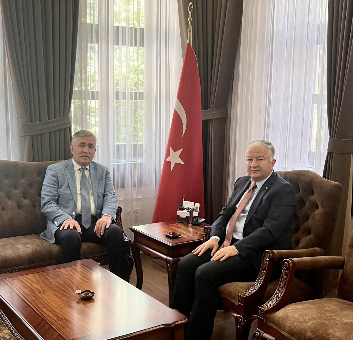 Murat Duru (@durumurat1971) on Twitter photo Memleketim Niğde’nin 22.,25. ve 26. dönem Ak Parti Milletlekiliğini yapmış şu anda ise Kredi Garenti Fonu (KGF) Başkanı hemşehirlim Sayın Erdoğan Özegen’i misafir ettik. Kıymetli abimin nazik taziye ziyareti için çok teşekkür ediyorum, Allah razı olsun.
<a href="/erdoganozegenn/">Erdoğan Özegen</a> Memleketim Niğde’nin 22.,25. ve 26. dönem Ak Parti Milletlekiliğini yapmış şu anda ise Kredi Garenti Fonu (KGF) Başkanı hemşehirlim Sayın Erdoğan Özegen’i misafir ettik. Kıymetli abimin nazik taziye ziyareti için çok teşekkür ediyorum, Allah razı olsun.
<a href="/erdoganozegenn/">Erdoğan Özegen</a>
