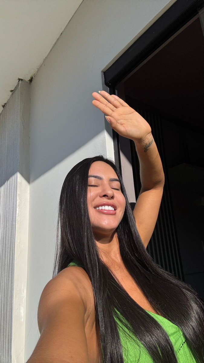 Bom dia, bom dia, bom dia meu povo. Primeiro dia de Festival Da Cunhã chegou. Deus seja louvado! Já é lindoooo🥳❤️