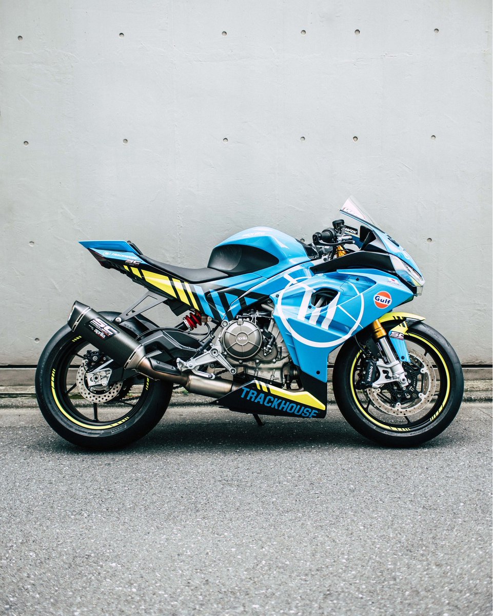 ApriliaPlanet's tweet photo. BELLISSIMA QUESTA #RS660
con livrea @AiOgura79  ❤️💪🏻😱
@TrackhouseMoto  ❤️💪🏻🇺🇸
@ApriliaOfficial  ❤️🇮🇹🔥 https://t.co/Ek8zZQ0iqz