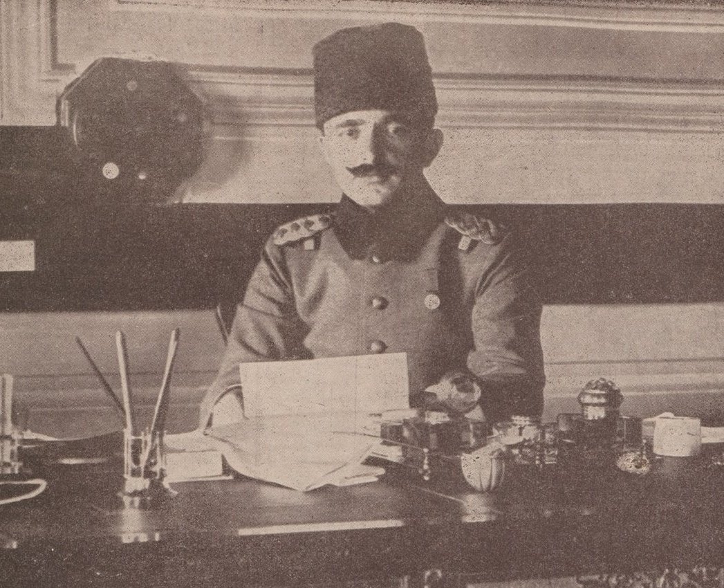 Enver, bir milletin rüyasıydı. 
— Hüseyin Nihal Atsız