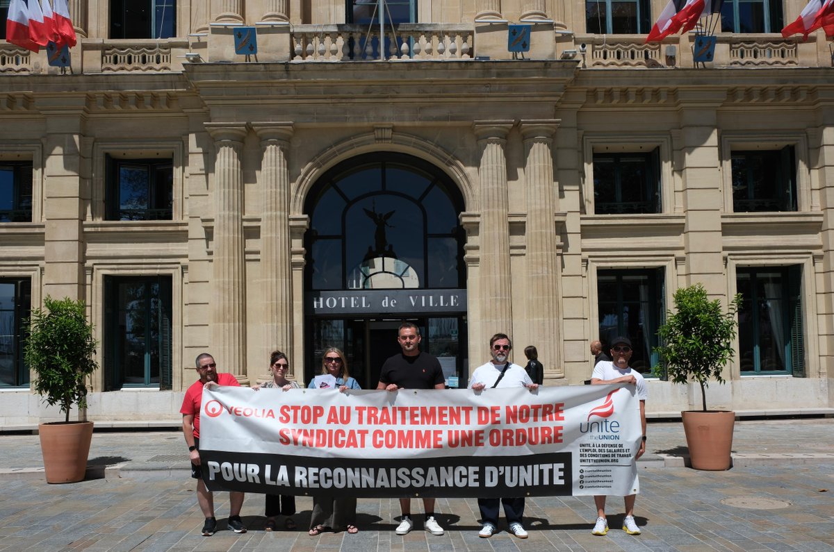 Unite the union: join a union (@unitetheunion) on Twitter photo 🇫🇷 <a href="/Veolia/">Veolia</a> Can(nes) the union-busting in Sheffield! Unite members have been striking since last summer for a union of their choice to be recongised at work
<a href="/davidlisnard/">David Lisnard</a> <a href="/E_Brachlianoff/">Estelle Brachlianoff</a> <a href="/Veolia_FR/">Veolia France</a> <a href="/VeoliaUK/">Veolia UK</a> 🇫🇷 <a href="/Veolia/">Veolia</a> Can(nes) the union-busting in Sheffield! Unite members have been striking since last summer for a union of their choice to be recongised at work
<a href="/davidlisnard/">David Lisnard</a> <a href="/E_Brachlianoff/">Estelle Brachlianoff</a> <a href="/Veolia_FR/">Veolia France</a> <a href="/VeoliaUK/">Veolia UK</a>