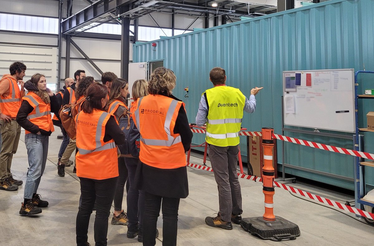🔍 Ces dernières semaines, nos collaborateurs ont eu l'occasion de découvrir, de visiter la nouvelle ligne d'assemblage 𝐀𝐋𝐋𝐈𝐀𝐍𝐂𝐄 grâce à une immersion au cœur de la production.  
Merci à toutes les équipes pour leur engagement !
#Biogaz #Biométhane #BioCO2 #GazVert 💚