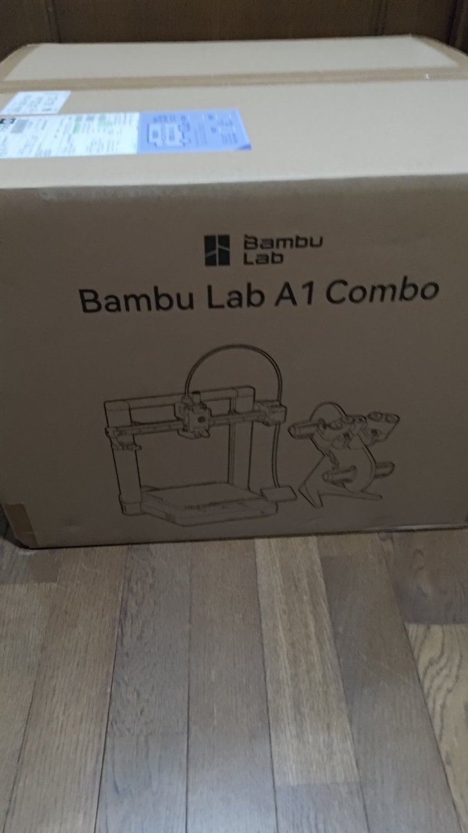 upiscium tweet media