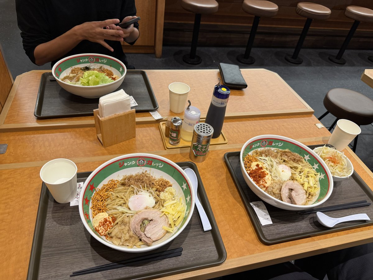 iPhone__sex's tweet photo. 🍜 https://t.co/5SIsQPPRTa