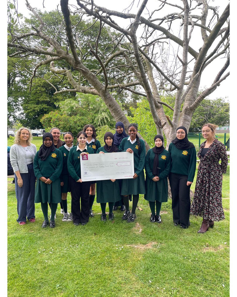 Some of our 5th Year LCVP students, pictured with their principal, Ms. Kelleher, &amp; their teacher, Ms. Shortall, presented a cheque for €400 to Maintain Hope &amp; €827 to the school for refurbishments. The girls raised a total of €1,227 from Fun Day. Well done to all 👏🏼