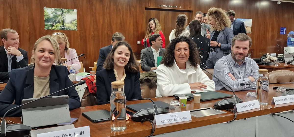 🔴 Commission Permanente ce jour à Amiens.

 ↗ Augmentation du prix des cars régionaux, ↗️Augmentation des prix des cantines, 

Deux mesures d'économies de bouts de chandelles auxquelles les élus du groupe #GRE s'opposeront.