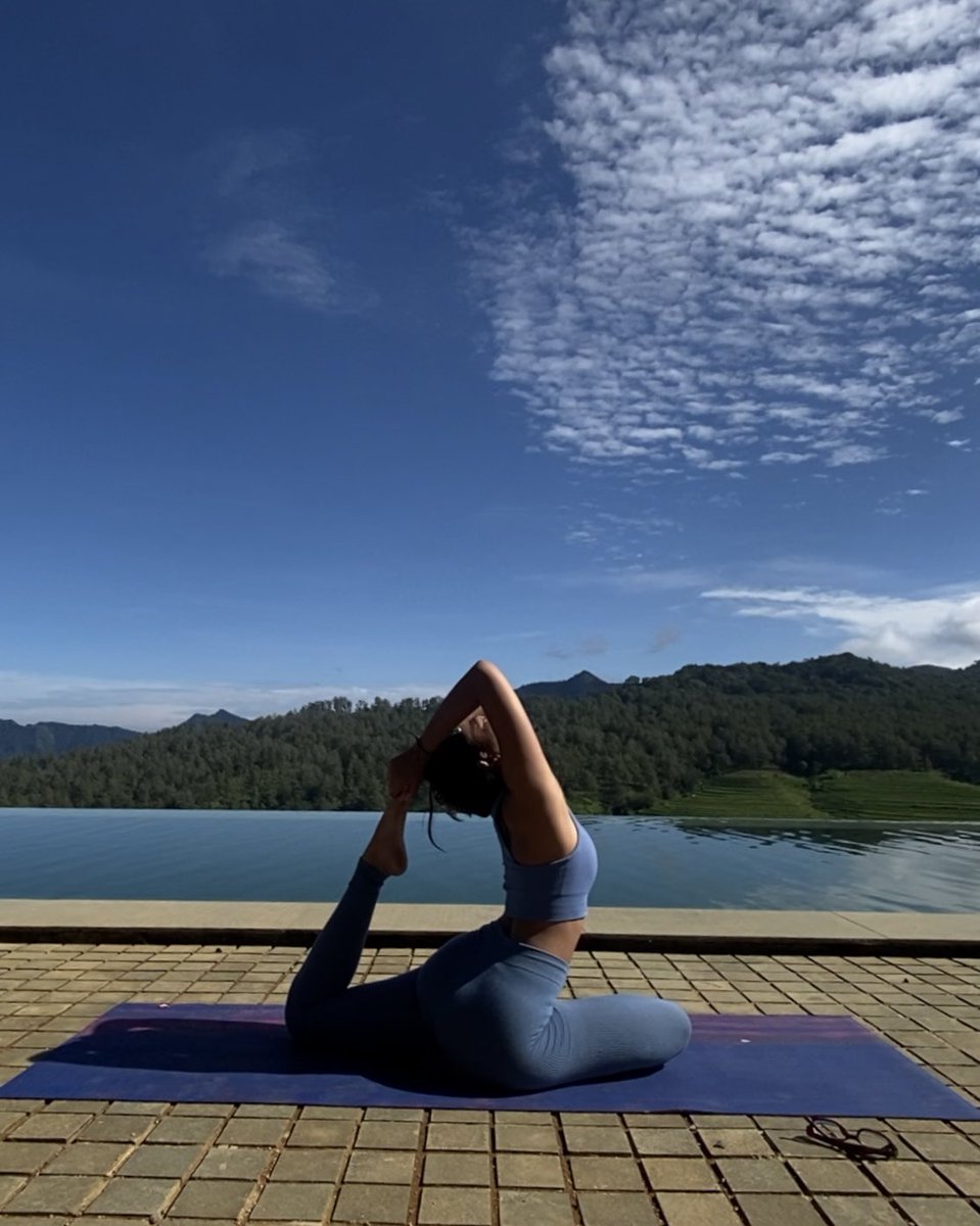 aldapstsr's tweet photo. Gw tuh seneng banget nemu tempat sebagus ini yang ga jauh dari kota makassar dan ini bukan BALI soalnya udh beberapa yg dm gw di instagram nanya ini bali bagian mana, asli bener2 definisi healing with a beautiful view sih 😭🫶🏻

Mau gw spill ga? https://t.co/jnVkDqvfcA