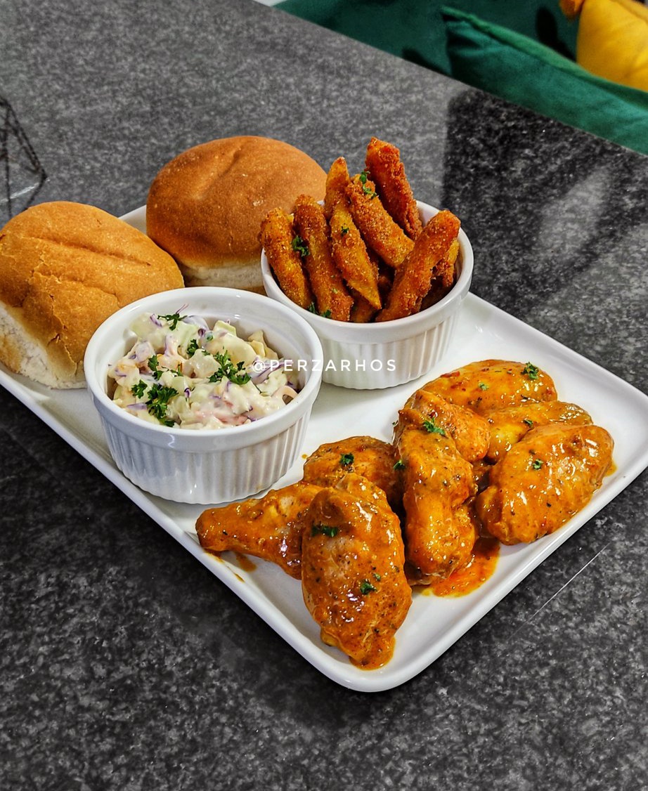 Perzarhos's tweet photo. Recreating this for my 10 lucky followers...🥘

Location and date to be confirmed soon https://t.co/yOiEovXTWm