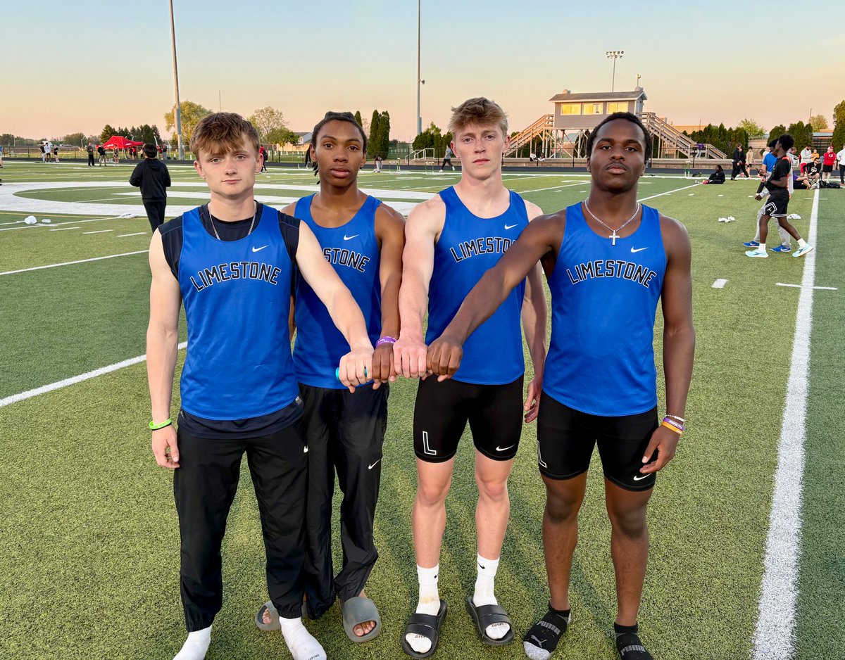 Our 4x1 has struggled with handoffs this year, but we live to see another race running a 42.8 to take 3rd. 
With 3 great handoffs, this group could do some special things. Looking to iron out the kinks this week!