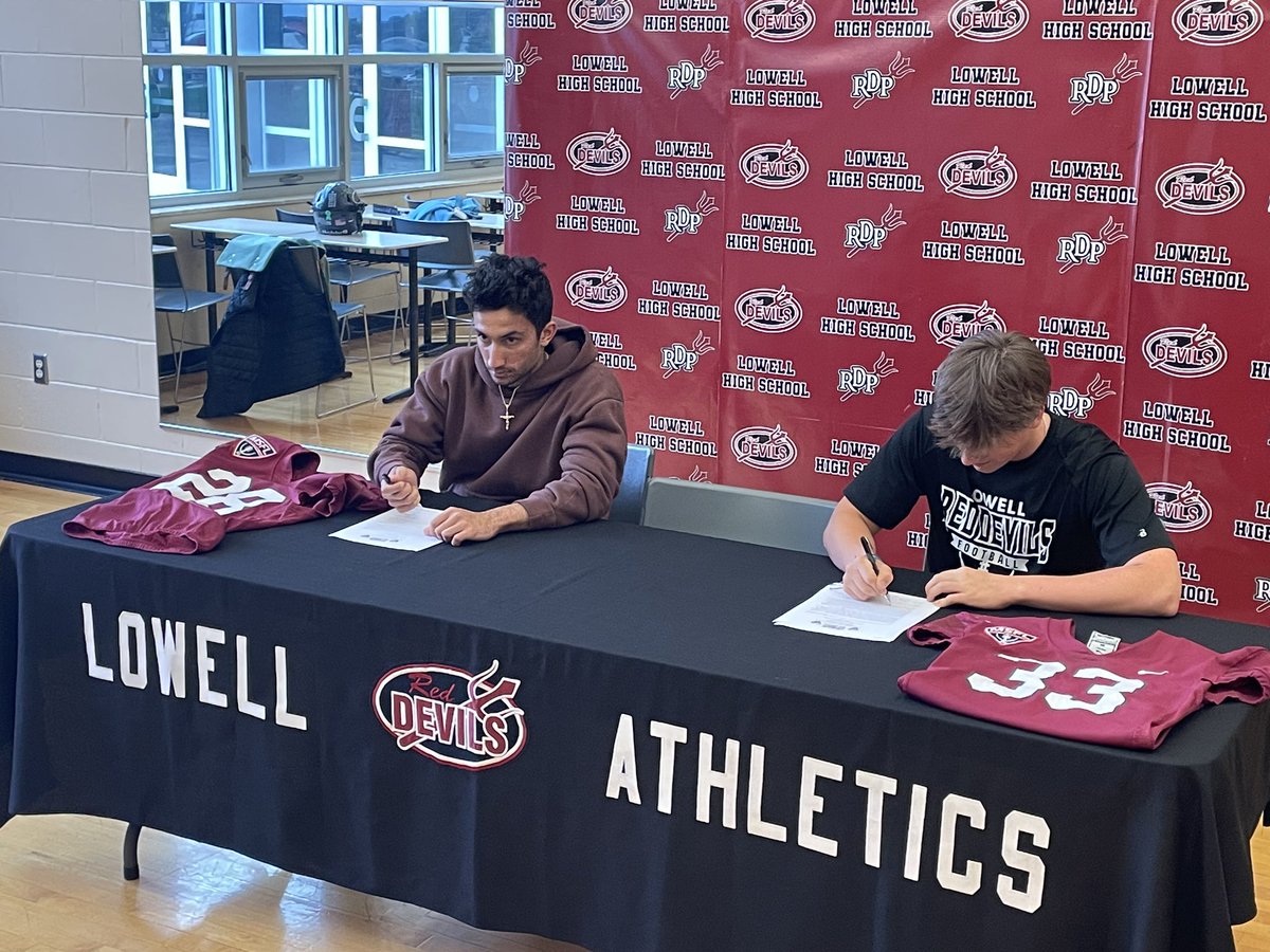 Coach Novak (@coachjaynovak) on Twitter photo Welcome to the 🌊Brotherhood Colton and Adin! Let's Go!!!!!
#Region219
#RPE <a href="/CCSJSprintFB/">Calumet College of Saint Joseph Sprint FB 🌊</a> Welcome to the 🌊Brotherhood Colton and Adin! Let's Go!!!!!
#Region219
#RPE <a href="/CCSJSprintFB/">Calumet College of Saint Joseph Sprint FB 🌊</a>